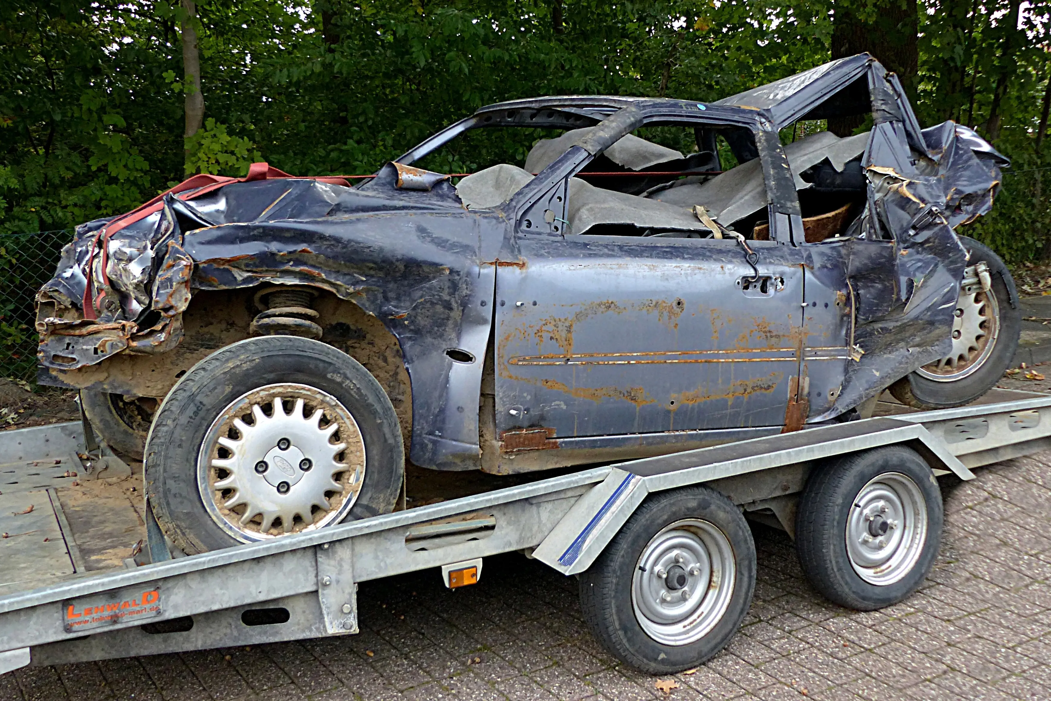 Fast and Free Scrap Car Removal Services Explained